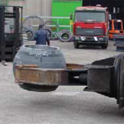 Tempahan Pengeluar Manipulator